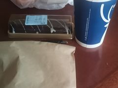 -瑞幸咖啡(中环国际广场店)