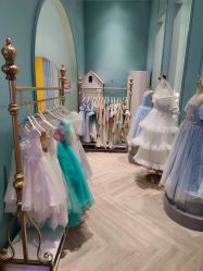 -奈尔宝·儿童乐园·亲子餐厅(华采天地店)