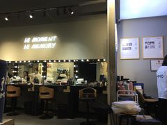 -海马体照相馆(万菱汇店)