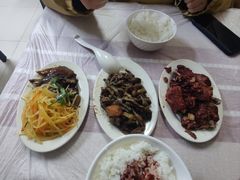 -尹记餐馆(花园店)