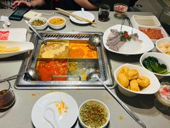 -海底捞火锅(旭辉MALL店)