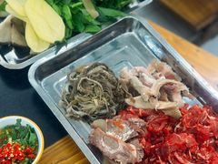 -金鼎雪山牦牛杂火锅(理县总店)