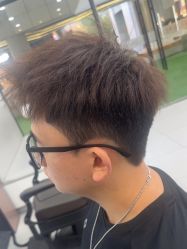 -尤司男士国潮理发馆