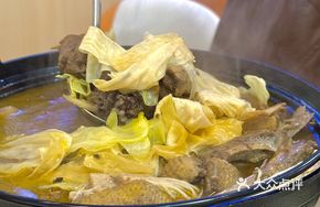 Ginger Duck Hot Pot