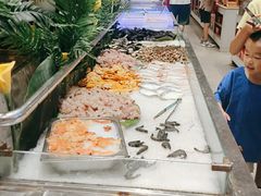 自助取餐区-鹿客·臻鲜海鲜自助餐厅(新塘万达广场店)