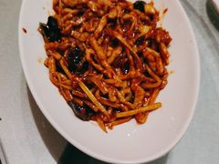 -辛香味烧鱼馆·非遗技艺·排骨红烧肉(光谷医药园店)