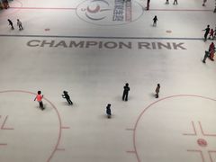 -冠军冰场CHAMPION RINK(凯德广场店)