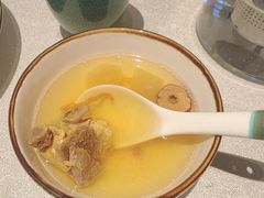 -鸽子侯·家宴·平价海鲜(绿地店)