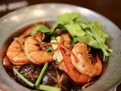 -Chom Cafe and Restaurant