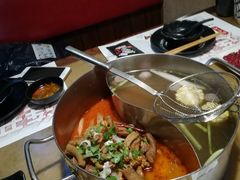 -左庭右院鲜牛肉火锅(金山万达店)