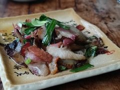 蒜苗老腊肉-青城甲(青城山店)