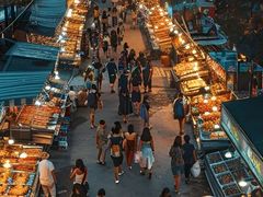 -吴山路夜市