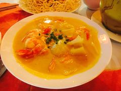 -Lanterns Vietnamese Restaurant