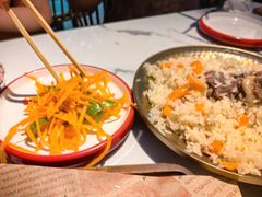 -欧提汗·新疆餐厅·清真(银都路店)