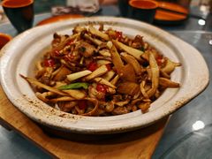 -乡村馕坑肉·烧烤·新疆菜·本地人更爱吃(阿勒泰首店)