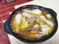 土鸡煲-洪福饭店·十八年老店