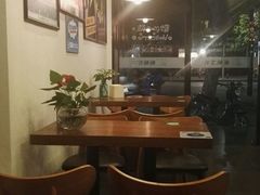 -帕帕珍味·面包茶饮(古城店)
