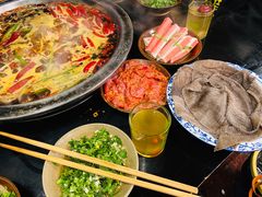 -黄潇洒老火锅(九眼桥宏济巷店)