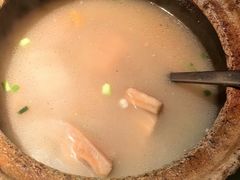 -小凤庭·地道湖北菜武昌鱼·藕汤(38年黄鹤楼店)