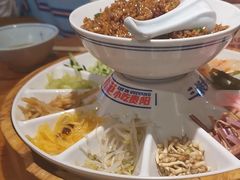 -怪噜范·老贵阳街头名小吃(鸿通城店)