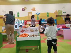 -莫莉幻想儿童乐园(武汉经开永旺店)