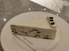 -Fridi Patisserie Cafe