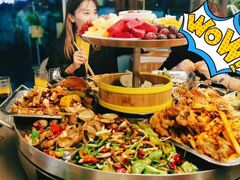 -日进一片海.生腌海鲜火锅.宵夜烧烤(三里屯总店)