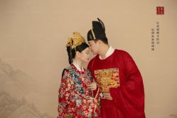 -Mu慕婚纱摄影·超级工作室