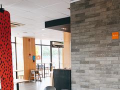 -麦当劳(松江南乐得来速店)