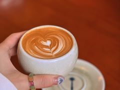 -Be Lived Cafe比例咖啡(摩天轮店)