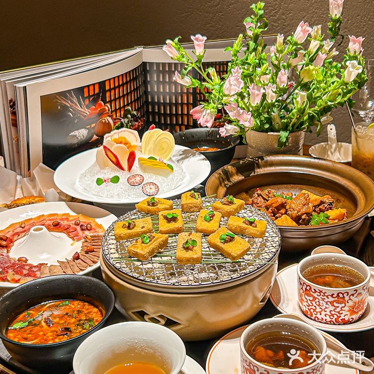 我终于在大深圳吃上正宗的云南菜啦‼️