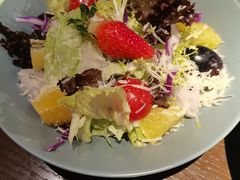 -卡普里披萨·牛扒·下午茶