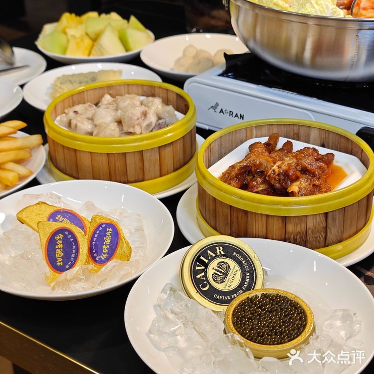 在亚龙湾!这自助你就吃吧!一吃一个不吱声