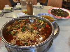 -牟记江湖重庆地标特色菜鱼蛋海鲜羊蝎子(巴南区黑金冠十多年好店)