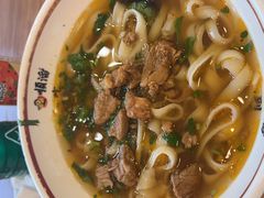 -顺溜·手工刀削面·黑金店(铜锣湾店)