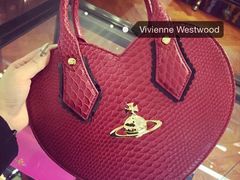 -Vivienne Westwood(上海来福士广场店)