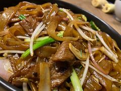 干炒牛河-来龙里 精致 东南亚餐室(万象城店)
