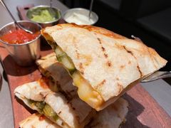 -Oasis Bar & Grill