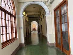 -香港大学