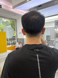 -首脑美发沙龙