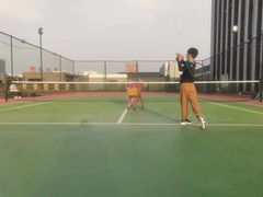 -杭州星辰网球俱乐部(草地店)