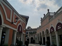 -佛罗伦萨小镇广佛名品奥特莱斯(疏港路店)