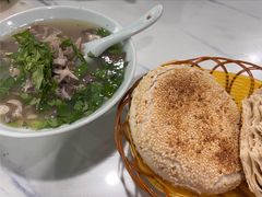 羊杂汤-清真喜兰老丁羊汤特色小吃