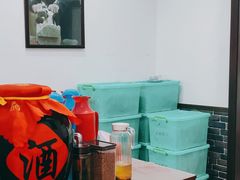 -茸梅路右拐龙虾-农家菜(松江店)