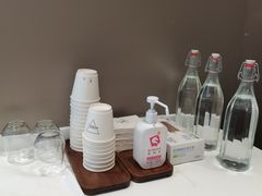 自助台（纸巾，水杯）-Manner Coffee(万象食家店)