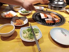 -唯成•韩国炭火烤肉 유성고기