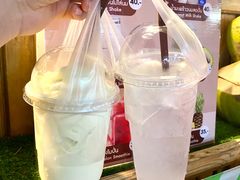 -席娜卡琳火车铁道夜市