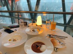 -广州塔卢特斯法国旋转餐厅