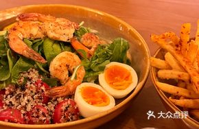 Shrimp Avocado Mango Salad