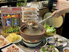 -东记炭炉·海鲜鸡煲(龙华店)